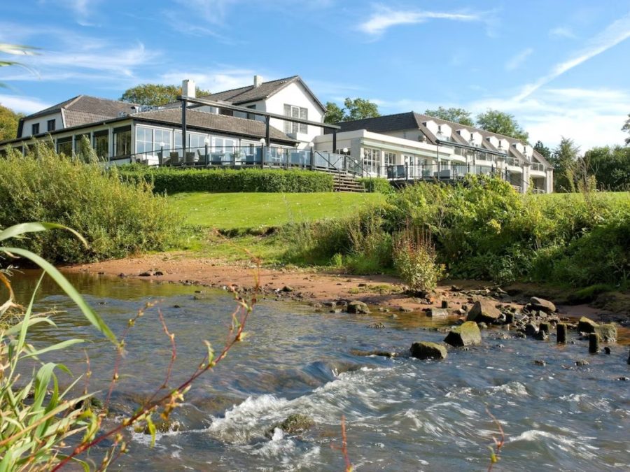 Hotel-restaurant te koop in Wellerlooi, Limburg — Hotel Hostellerie de Hamert in Wellerlooi(L)