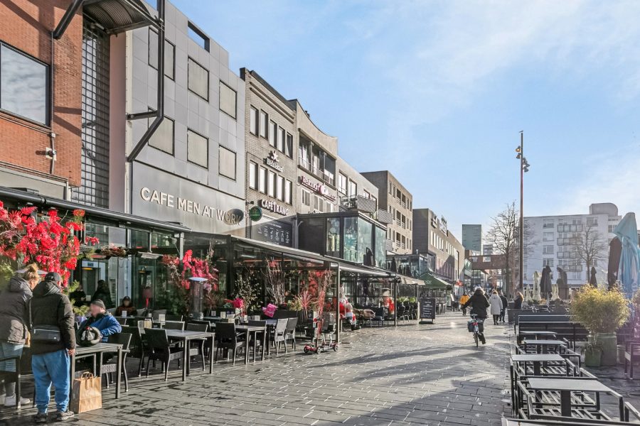 Discotheek-dancing ter overname in Almere, Flevoland