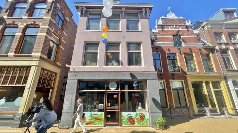 Overige te huur in Groningen, Groningen — Instapklare (dag)horecaruimte in het stadscentrum van Groningen