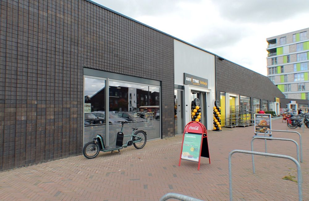 Foto 3 van 19: Cafetaria-snackbar ter overname in Hengelo, Overijssel — Nieuwe cafetaria Any Tyme Veldwijk in Hengelo