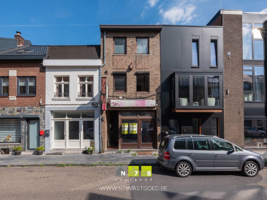 Casco ter overname in Maaseik, Limburg — Te Huur centrum Maaseik € 750,00 Per maand