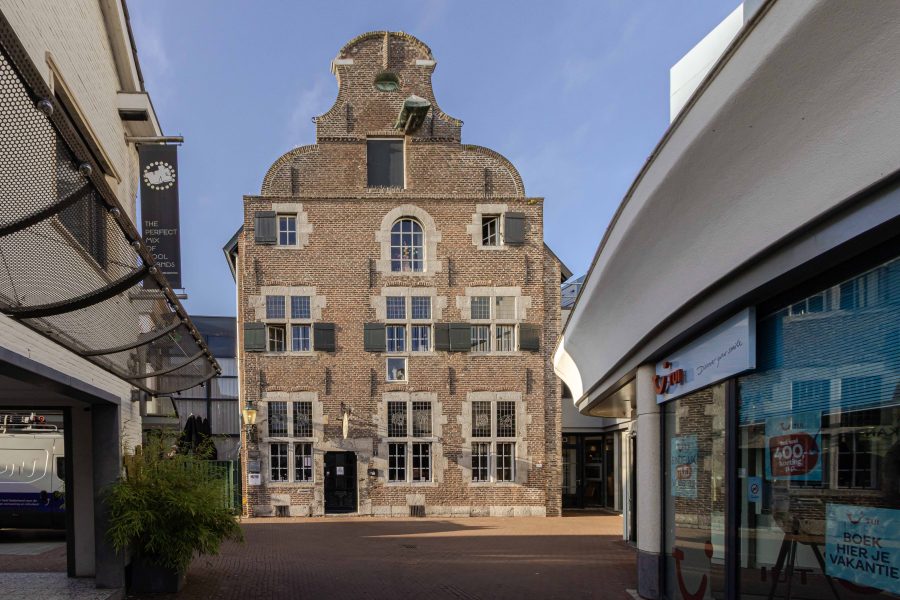 Brasserie ter overname in Weert, Limburg — Horecahuis Limburg Ter overname Taverne de Oude Munt Weert