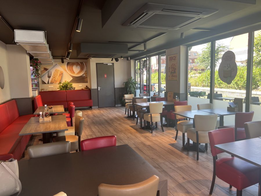 Cafetaria-snackbar ter overname in Bergschenhoek, Zuid-Holland — Ter Overname: Kwalitaria Bergschenhoek – Succ...