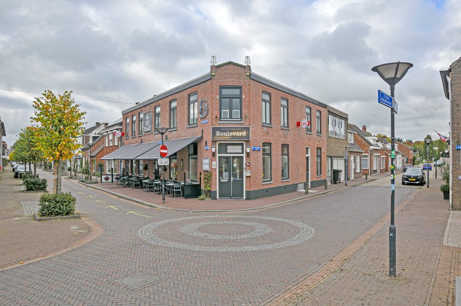 Eetcafé te koop in Ossendrecht, Noord-Brabant — Sfeevolle Eetcafé Boulevard in Ossendrecht