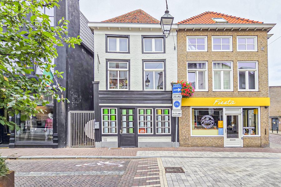Casco te huur in Breda, Noord-Brabant — Casco horecaruimte in centrum Breda