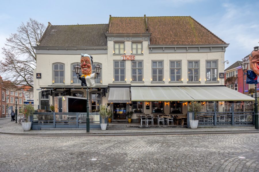 Restaurant te huur in Bergen op Zoom, Noord-Brabant — Grote Markt 13-15 - Bergen op Zoom