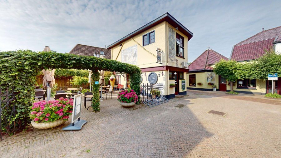 IJssalon ter overname in Noord-Scharwoude, Noord-Holland — IJssalon/traiteur met terras in Noord-Scharwoude!