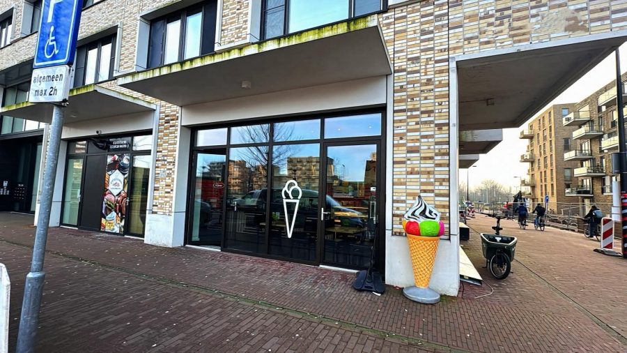 Cafetaria-snackbar ter overname in Noord-Holland — Bakery op hoeklocatie in Amsterdam Oost (Zeeburg)