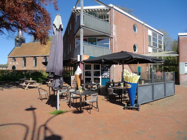 Cafetaria-snackbar ter overname in Oosterwolde, Friesland — Oosterwolde Foodmaster Verlaagde Prijs