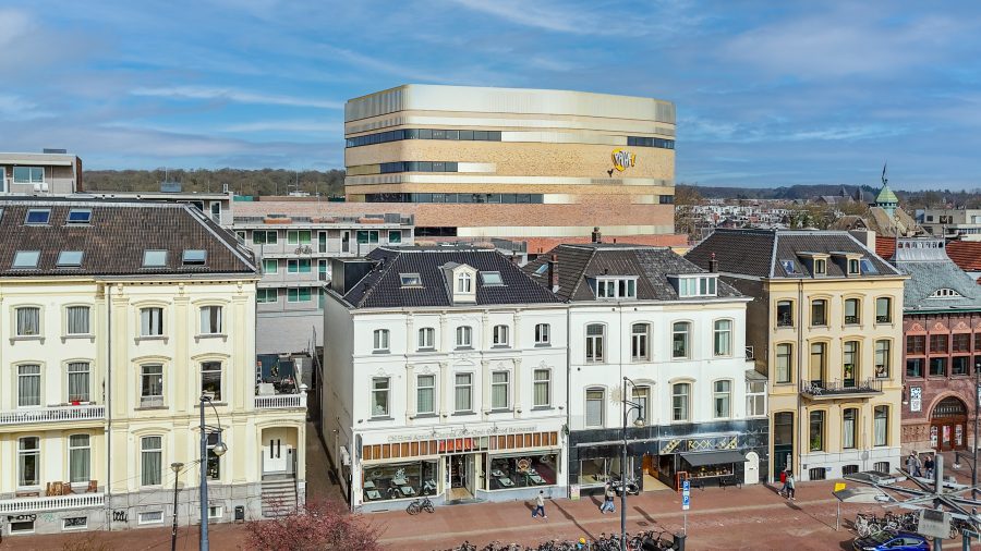 Hotel-restaurant ter overname in Arnhem, Gelderland — Ter overname aangeboden: Restaurant met hotel