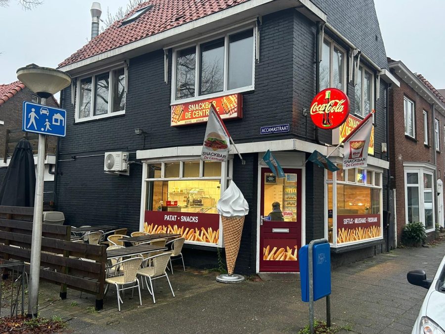 Cafetaria-snackbar ter overname in Leeuwarden, Friesland — Leeuwarden Snackbar Verlaagde prijs