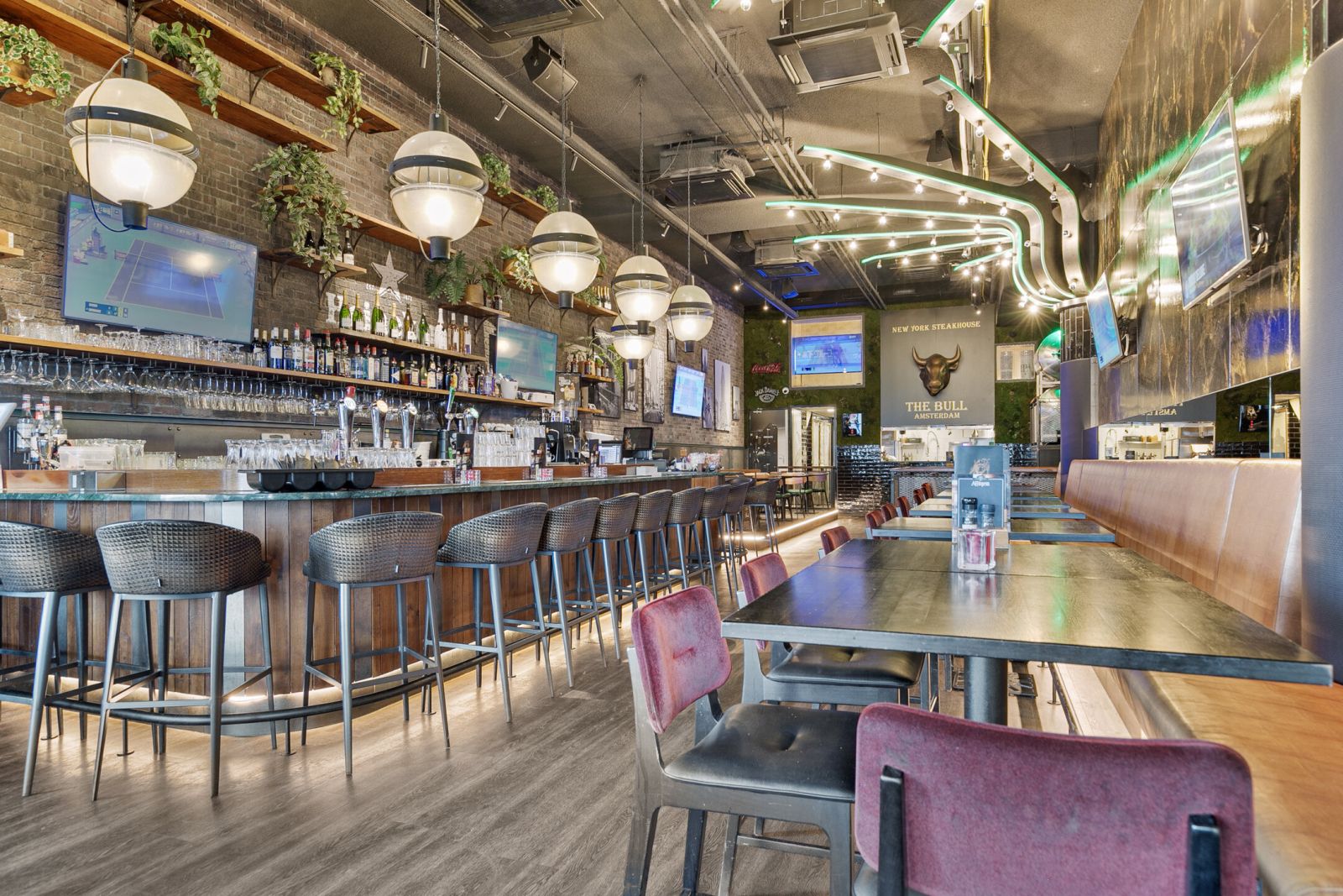 Foto 3 van 12: Grand Café te huur in Amsterdam, Noord-Holland — Grandcafé op toplocatie in centrum Amsterdam