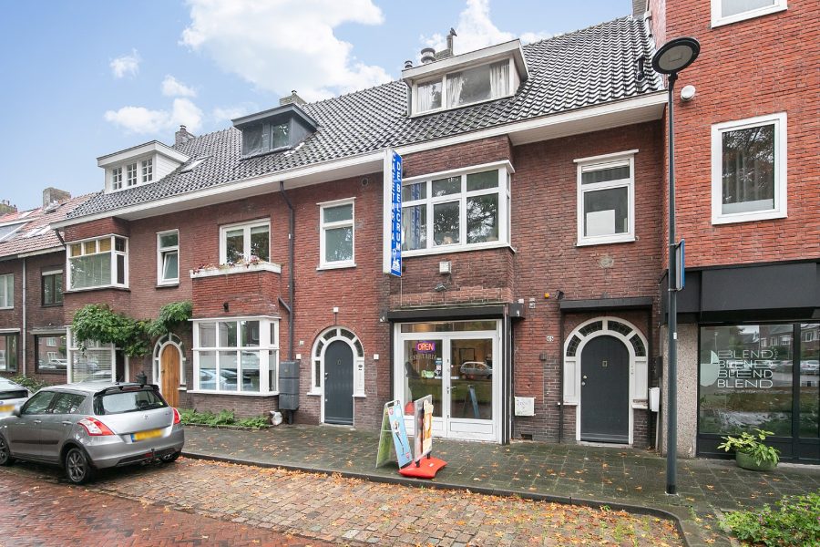 Cafetaria-snackbar ter overname in Breda, Noord-Brabant — CAFETARIA DE BELCRUM TE BREDA