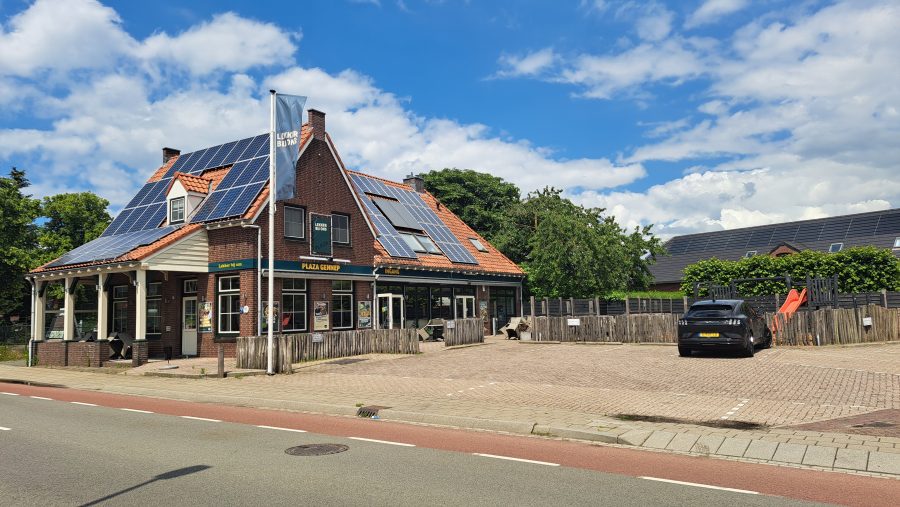 Cafetaria-snackbar ter overname in Gennep, Limburg — Buitenkans: Cafetaria Plaza Gennep