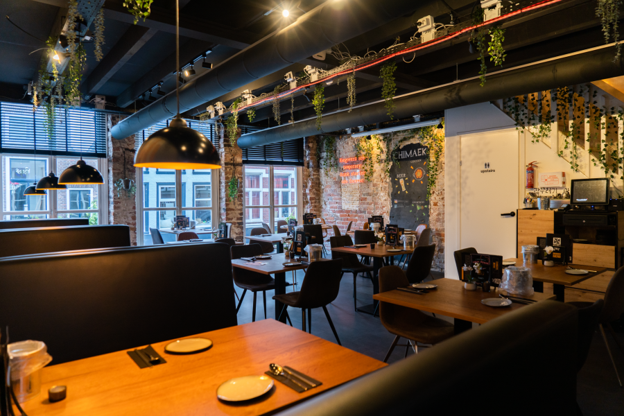 Restaurant ter overname in Groningen, Groningen — Restaurant, zeer scherp geprijsd !!