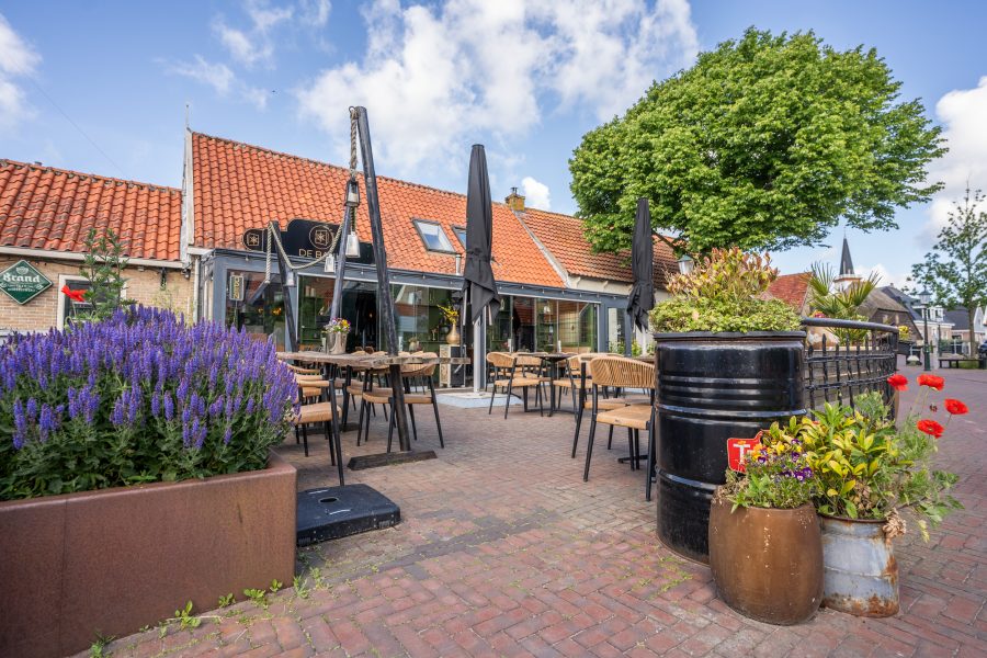 Restaurant te koop in Den Hoorn, Noord-Holland — Toplocatie in het centrum Den Hoorn, Texel