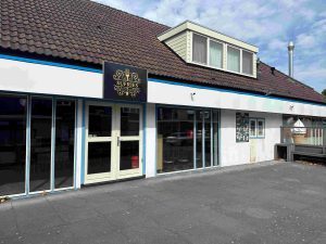 Cafetaria-snackbar ter overname in Hollandscheveld, Drenthe — Cafetaria te koop in Hollandscheveld