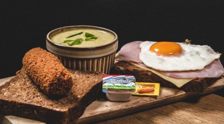 Lunchroom te koop in Noord-Brabant — TE KOOP LUNCHROOM in Noord/Oost Brabant