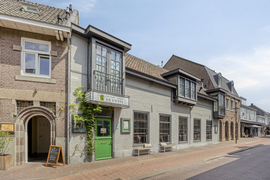 mogelijk als: restaurant of brasserie of lunchroom ter overname in Hilvarenbeek, Noord-Brabant