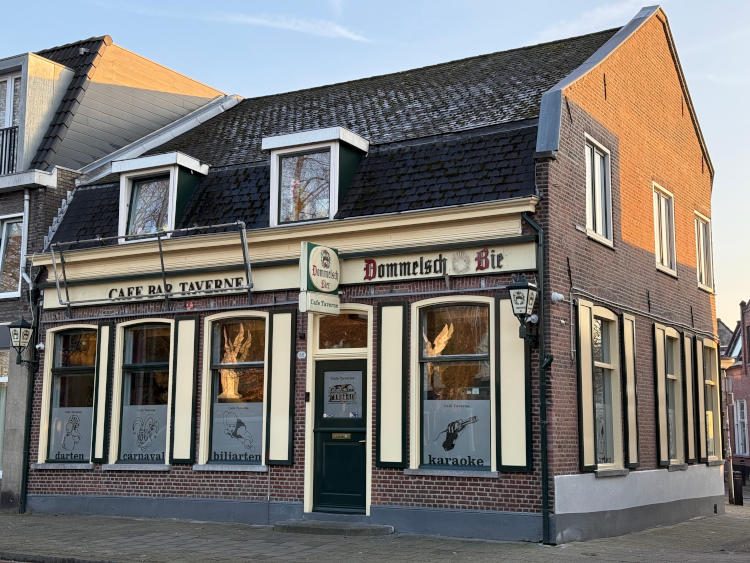 Overige ter overname in Tilburg, Noord-Brabant — Café | Onroerende Goed | Bovenwoning