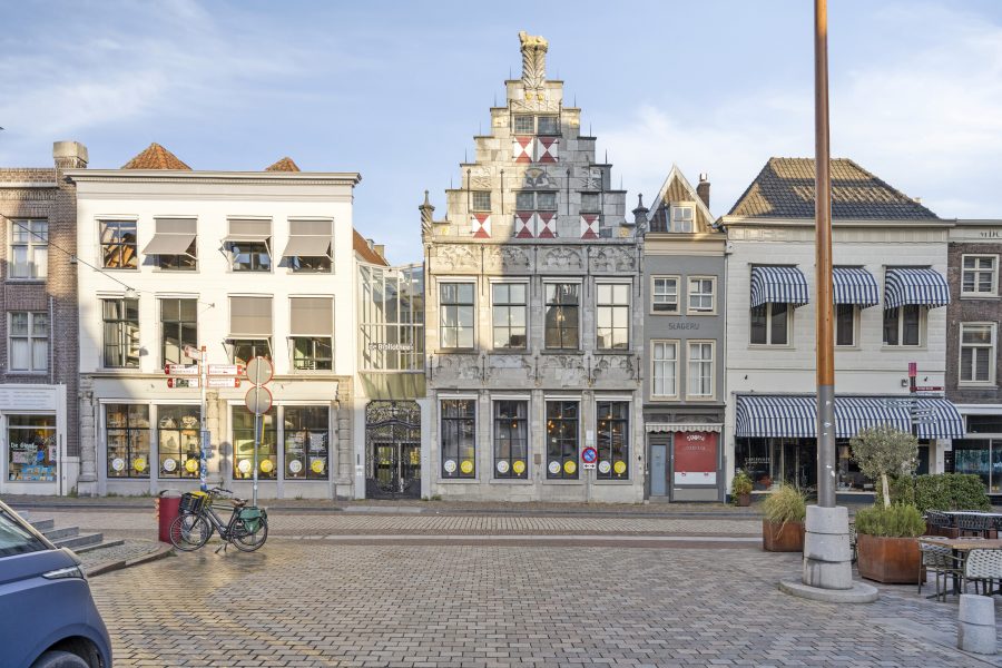 mogelijk als: restaurant of brasserie of lunchroom te koop in Dordrecht, Zuid-Holland — Unieke investeringskans in Dordrecht