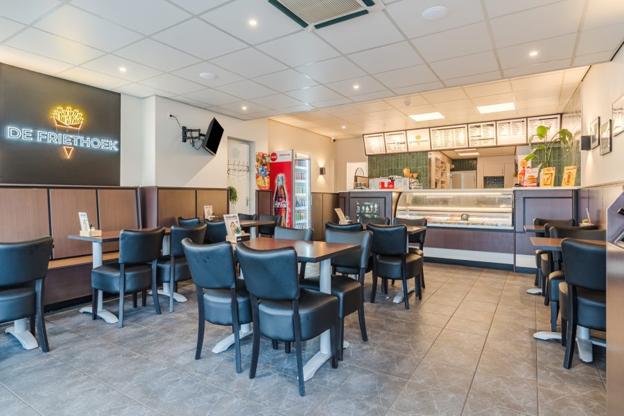 Cafetaria-snackbar ter overname in Son, Noord-Brabant — Moderne Cafetaria Son